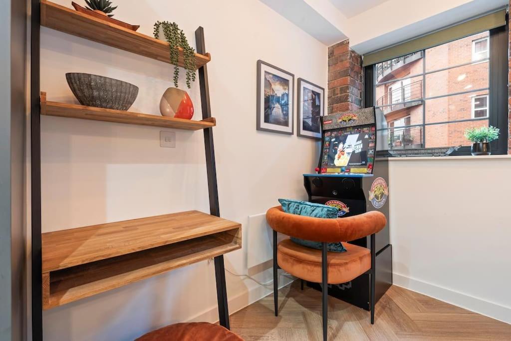 Centre - Sleeps Upto 6 Guests, On Street Car Parking * Birmingham