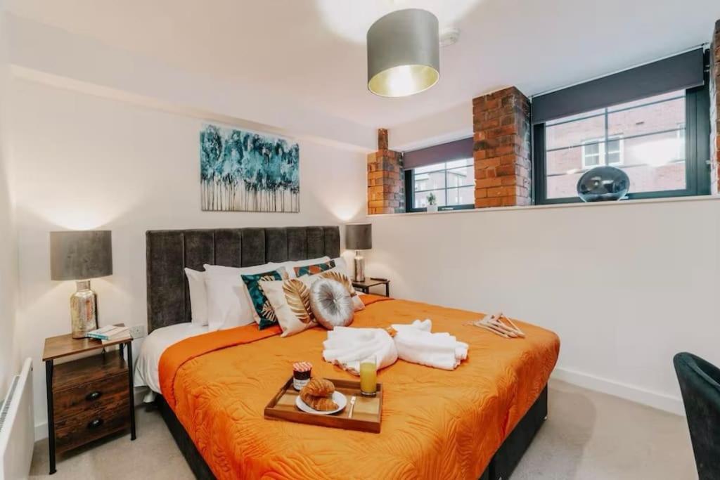 Apartment Centre - Sleeps Upto 6 Guests, On Street Car Parking