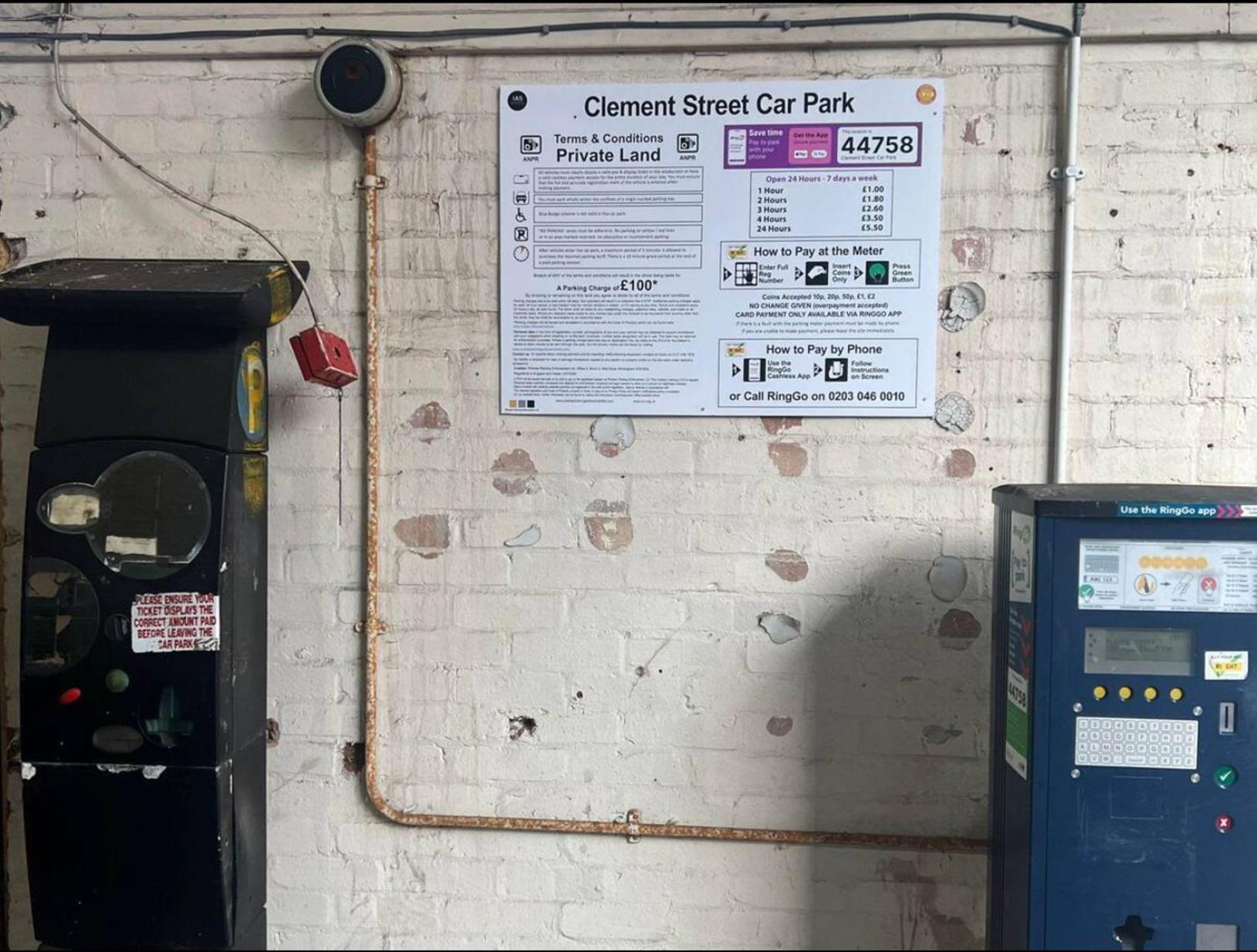 Centre - Sleeps Upto 6 Guests, On Street Car Parking Birmingham
